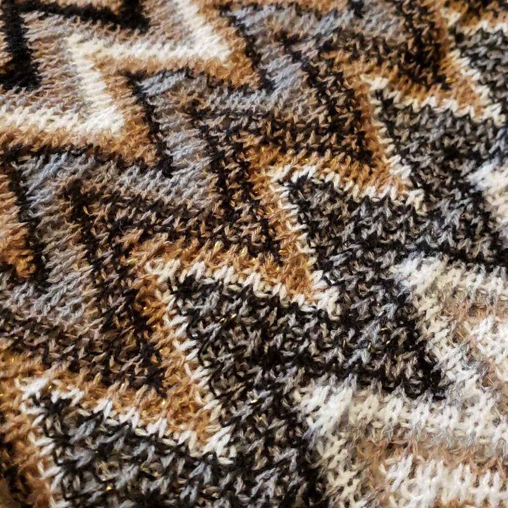 Infinity scarf - Picture 3 of 3
